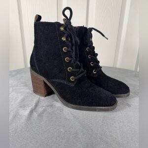 Lucky Brand Wadil Black Suede Lace Up Block Heeled Ankle Booties Size 7